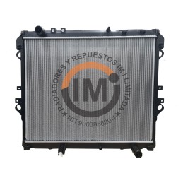 Radiador Toyota Hilux  Revo...